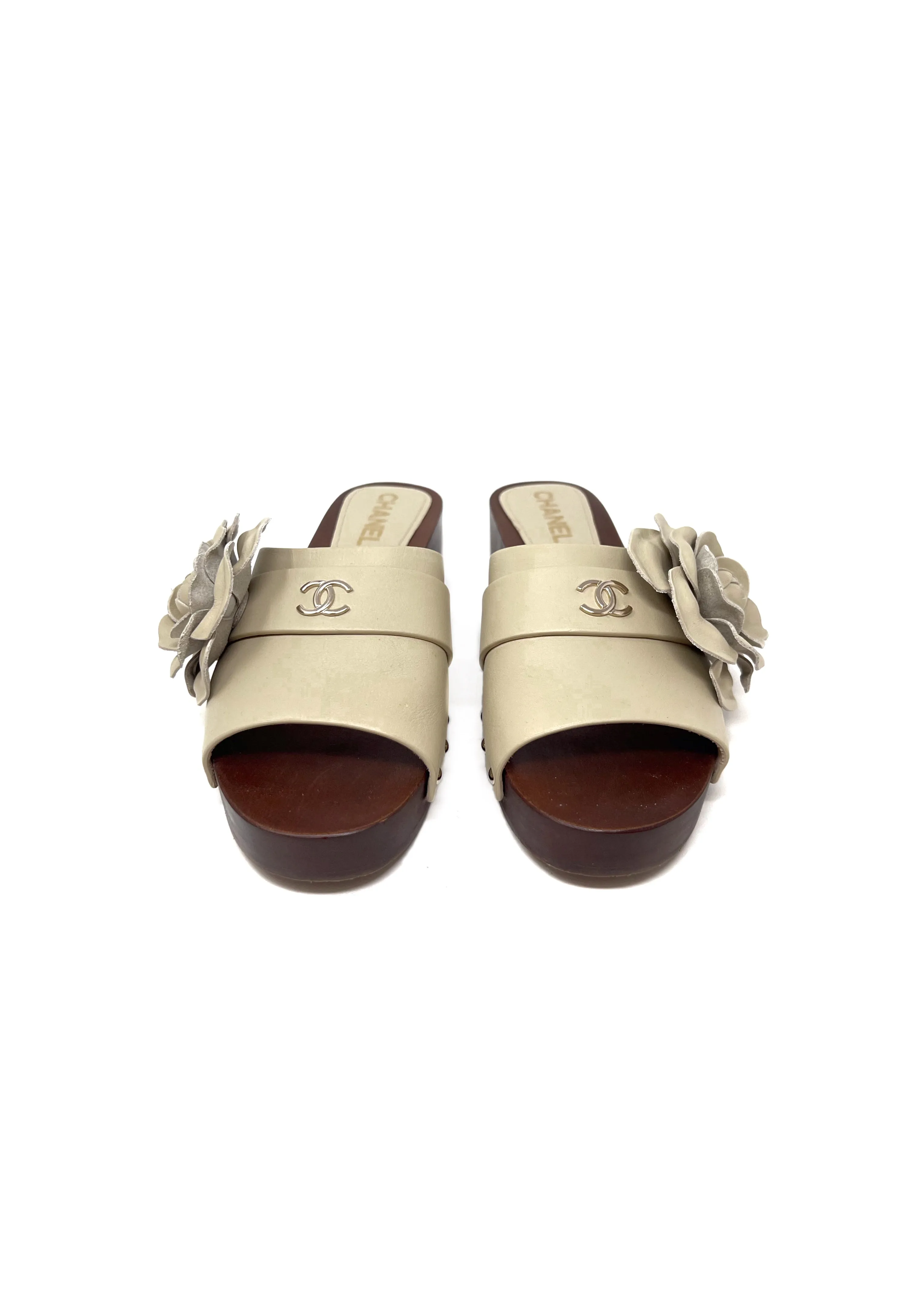 Chanel W Shoe Size 38 Beige '23P Camellia CC Open-Toe Wooden Clog